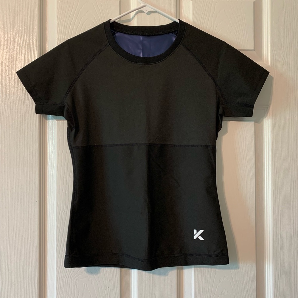 NEW WITHOUT TAG! Heat trapping shirt